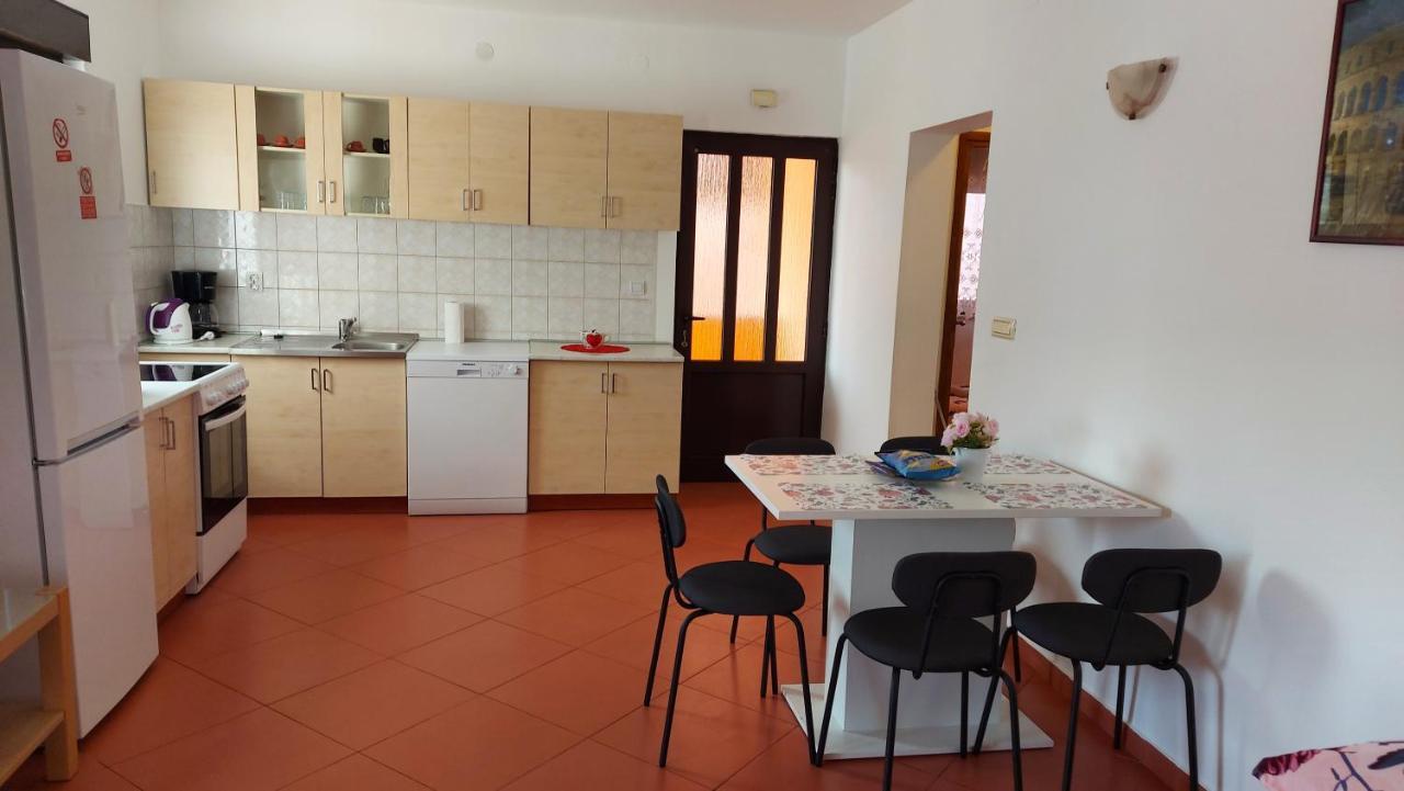PUY Apartman Porat 아파트 외부 사진